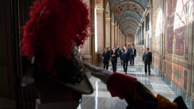 O secretário de Estado dos EUA, Antony Blinken, ao cumprir agenda no Vaticano