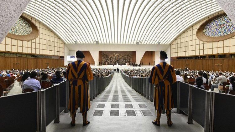 Guardia Suiza en la Audiencia General