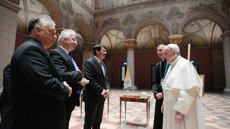 Ferenc pápa és a magyar politikai vezetők