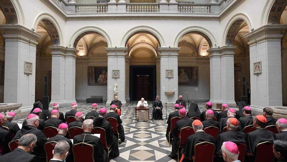 L'incontro di Papa Francesco con i vescovi ungheresi