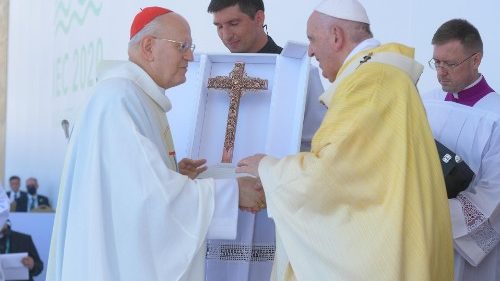 Erdő P&eacute;ter b&iacute;boros: k&ouml;sz&ouml;nj&uuml;k a kongresszus kegyelmeit &eacute;s a Szentatya l&aacute;togat&aacute;s&aacute;t!