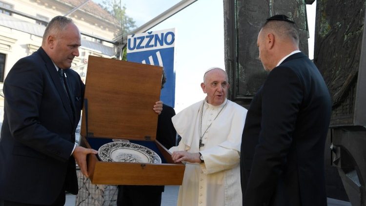 Đức Thánh Cha gặp cộng đoàn Do Thái Slovakia 