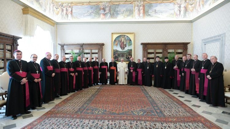 Trzecia grupa biskupów polskich z wizytą u Papieża