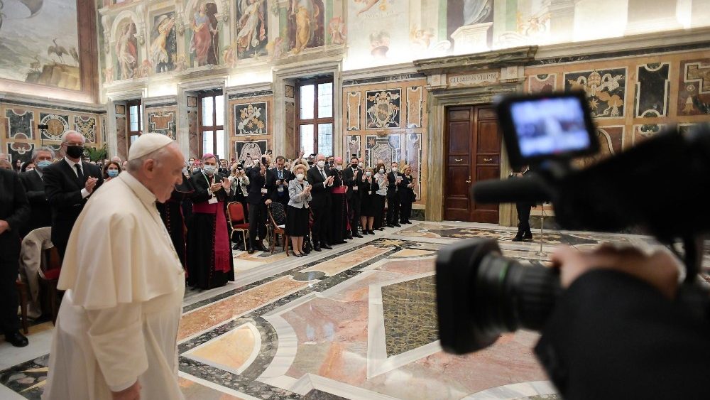 Na Sala Clementina, o encontro do Papa com membros da Fundação Centesimus annus