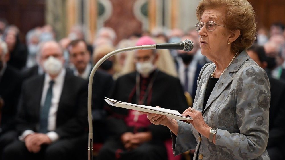 Na Sala Clementina, o encontro do Papa com membros da Fundação Centesimus annus