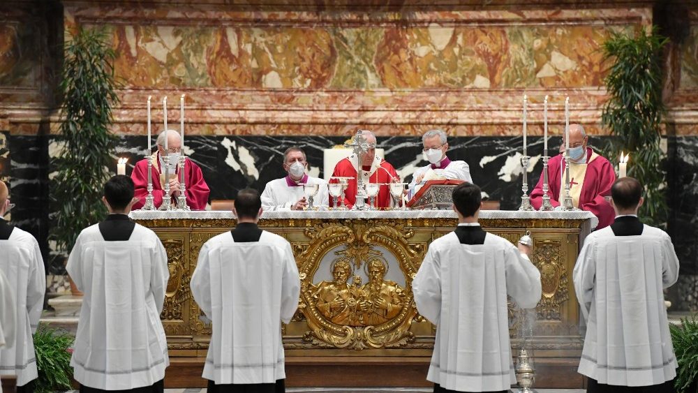 Messe pour les cardinaux et évêques décédés au cours de l'année, 4 novembre 2021