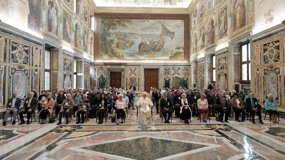 Papa Francisco recebe em audiência membros da Ordem Franciscana Secular