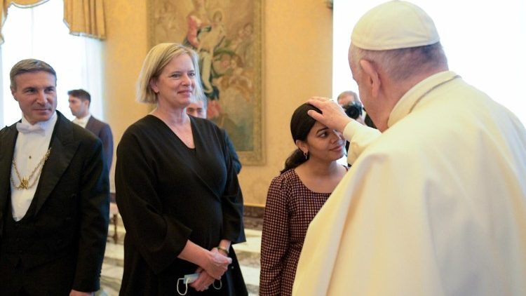 Il saluto e la benedizione ai partecipanti alla Conferenza internazionale sul lavoro minorile
