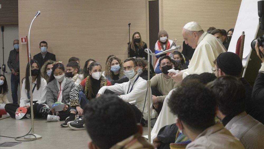 Scholas Occurrentes promove encontro com o Papa Francisco