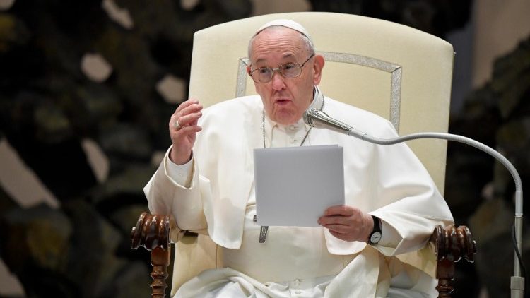 Papież dziękuje Polakom za wsparcie Kościoła na Wschodzie