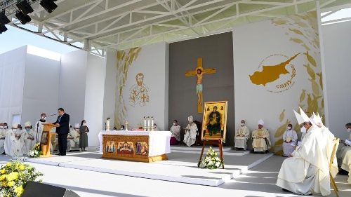 Svätá omša na Cypre: Vyjdime osvetliť noc