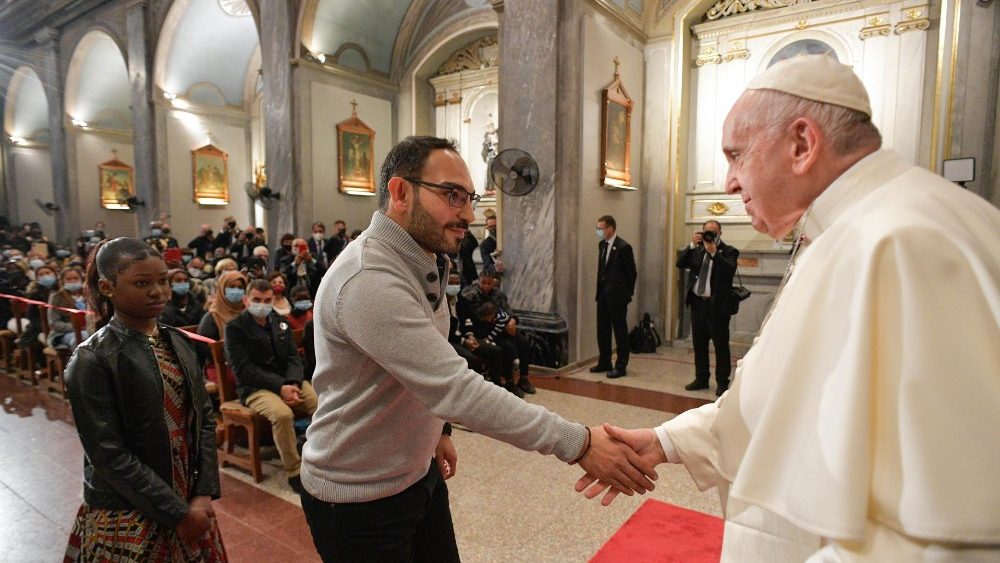 Záber zo stretnutia: Utečenci, ktorí  sa podelili o svedectvá