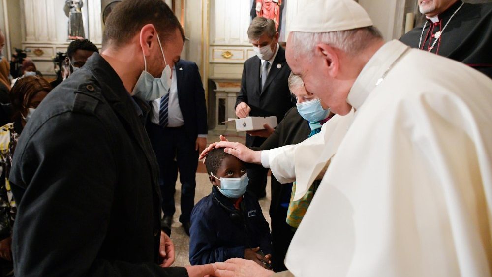 Záber zo stretnutia s utečencami na Cypre