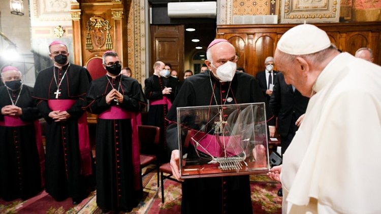 Spotkanie w katedrze św. Dionizego