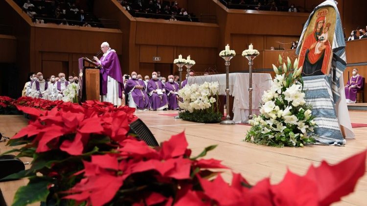 Santa Messa nella “Megaron Concert Hall” ad Atene (5-12-2021)