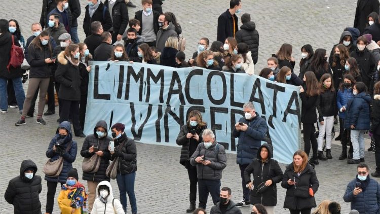 Angelus 8 декабря 2021 года