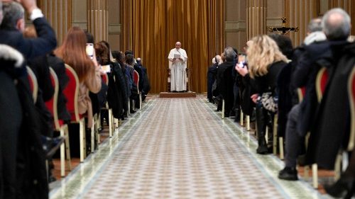 Papst an katholische Juristen: Schützt die Rechte der Armen!
