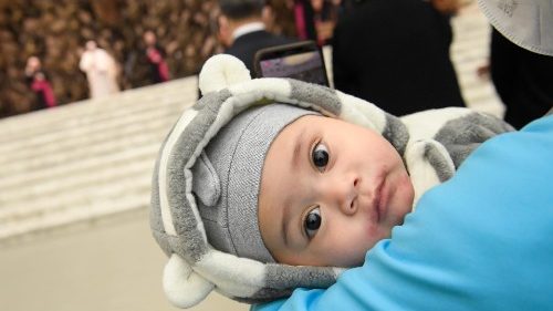 Audience générale: avec saint Joseph, assumer l’accueil d’un enfant  