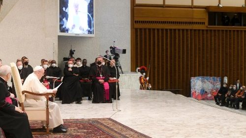 Francesco: anche oggi troppi i lavoratori sfruttati e senza dignità