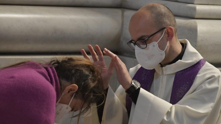 Jifunzeni kukimbilia huruma na upendo wa Mungu katika Sakramenti