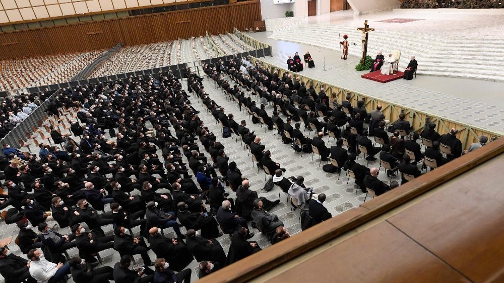 Papa Francisco com os participantes do Curso da Penitenciaria Apostólica