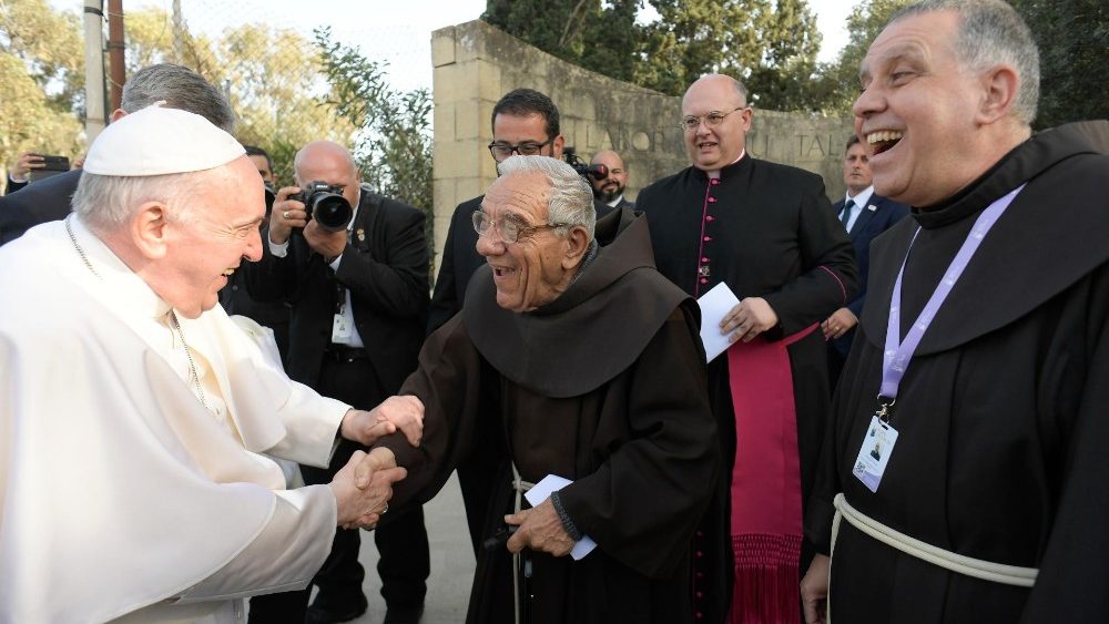 Приёмный центр в Хал-Фаре (Мальта, 3 апреля 2022 г.)