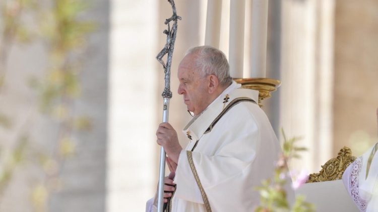 2022.04.17 Messa di Pasqua e Benedizione Urbi et Orbi