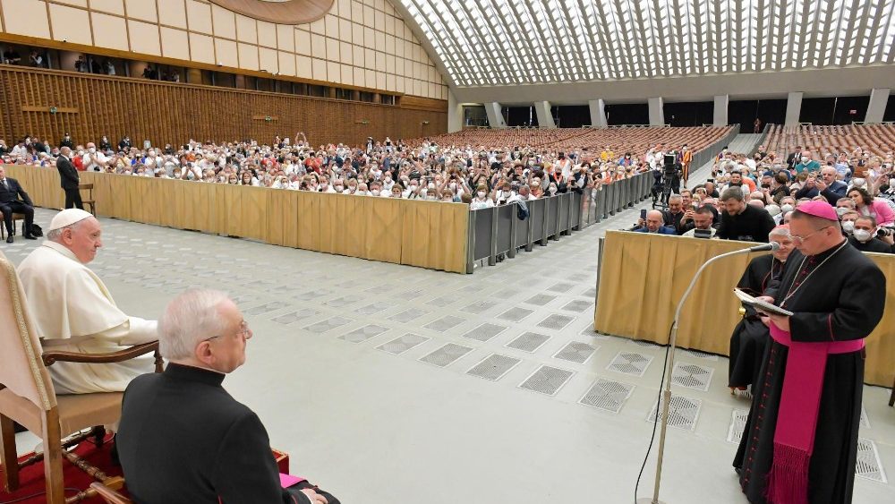 A audiência do Papa com peregrinos de Łódź na Sala Paulo VI