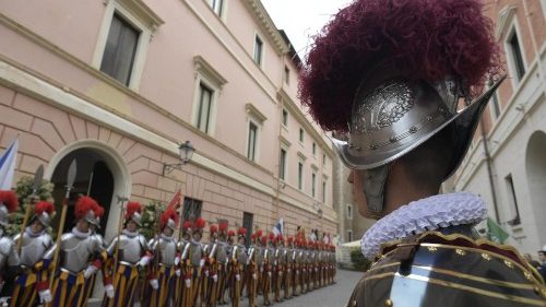 Schweiz: Luzern lehnt Unterstützung für Garde-Kaserne ab
