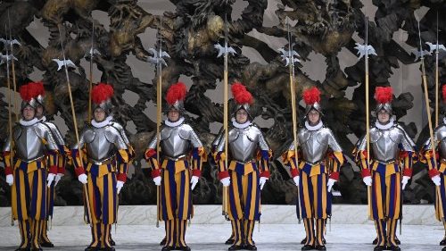 Schweizergarde: Werkzeuge des Friedens sein