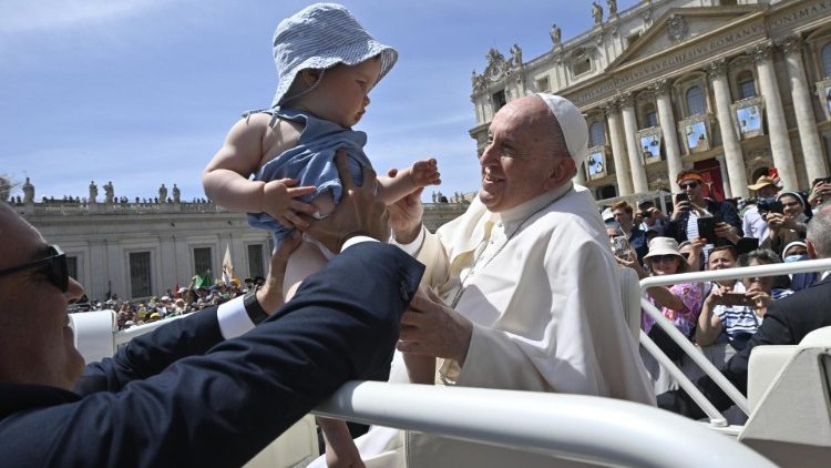 Un bacio a un bambino