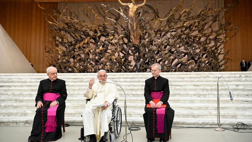 Audiencia del Papa con los lectores de la revista "Familia Cristiana".