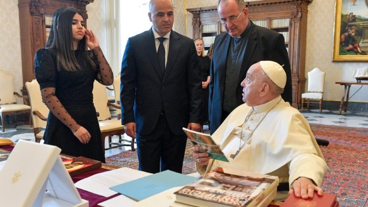 Franziskus mit dem nordmazedonischen Premier