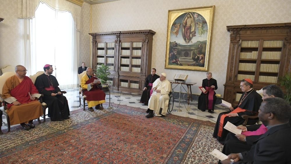 Audiência do Papa a representantes oficiais do Budismo mongol