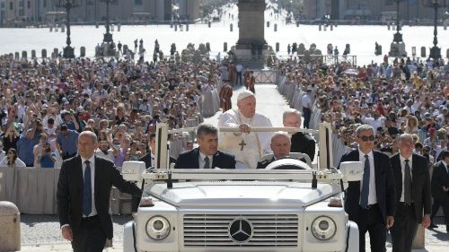 La vejez no debe ocultarse, es el "magisterio de la fragilidad”