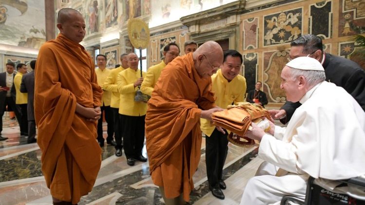 Papa Francesco all'udienza di ieri in Vaticano