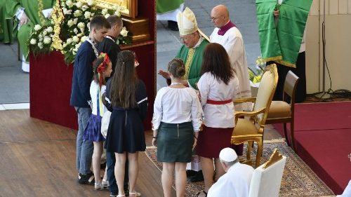 Papa: família, primeiro lugar onde se aprende a amar