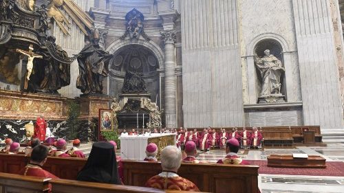 Le esequie del cardinale Tomko. Re: fu uomo di fede solida e fuoco missionario
