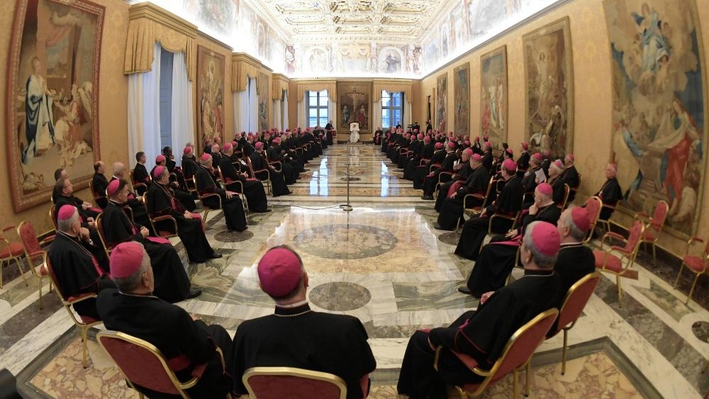 Encontro do Papa com representantes pontifícios