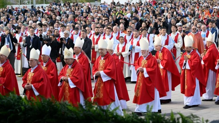 Holy Mass at the “Expo grounds”