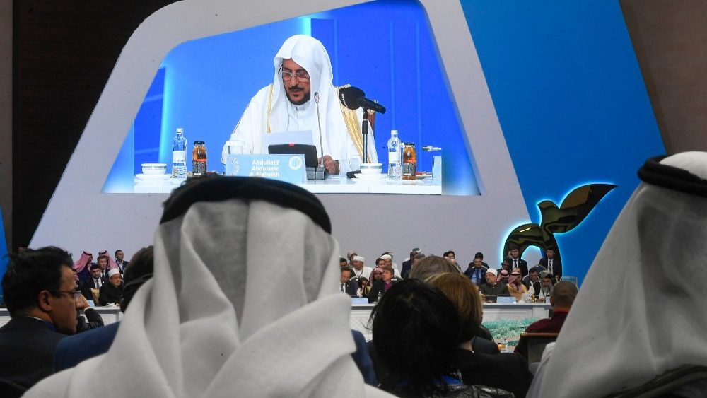 Papa Francesco pronuncia il discorso conclusivo del Congresso 