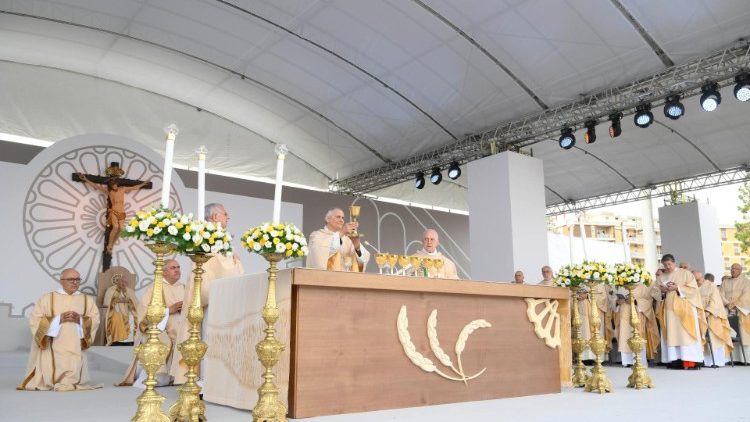 Jumuiya ya Shalom imezaliwa katika Ekaristi Takatifu