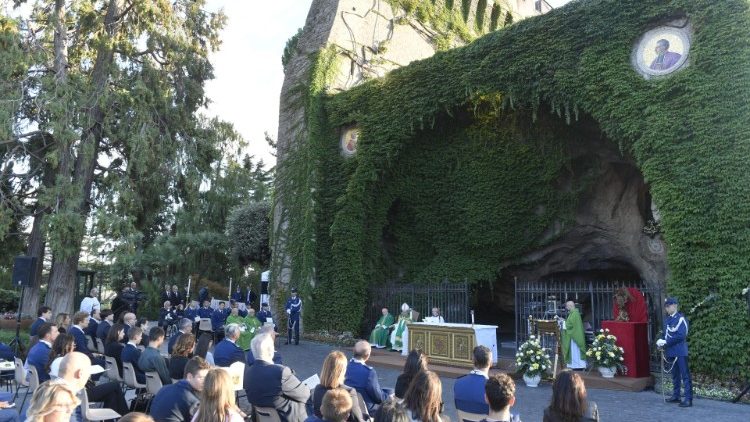 Святая Месса 1 октября 2022 г.