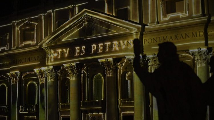  Proyecciones sobre la vida de Pedro en la Basílica Vaticana