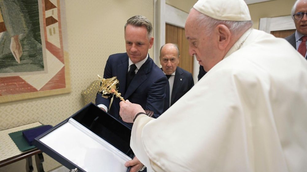 A delegação da Copa Ryder de Golfe recebida por Francisco no Vaticano 