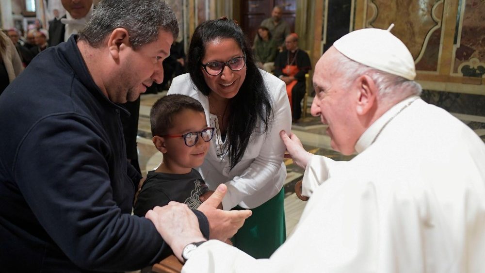 Os peregrinos na audiência com Francisco no Vaticano