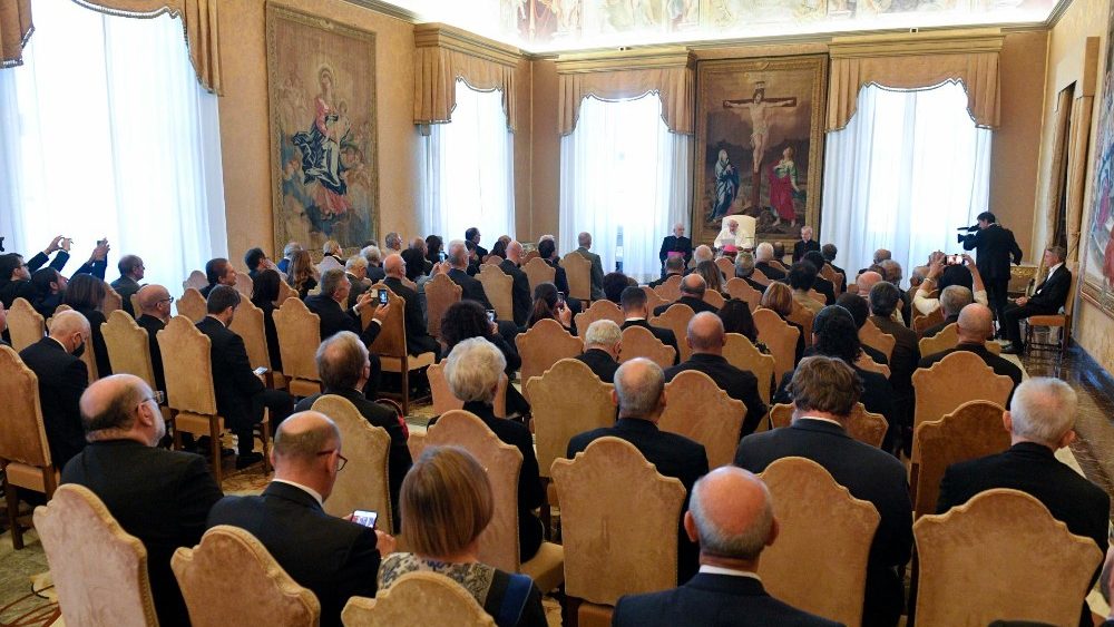 Audiencia del Papa a los participantes en el encuentro promovido por la Coordinación de Asociaciones para la Comunicación (COPERCOM), con motivo del 25º aniversario de fundación.