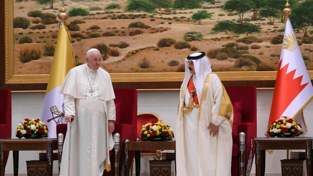 Soukromá schůzka s bahrajnským panovníkem