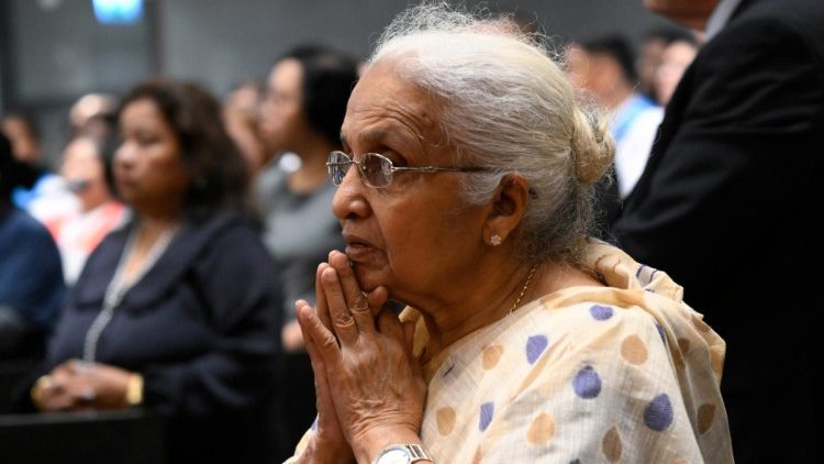 Waamini washuhudie imani yao katika maisha adili na matakatifu