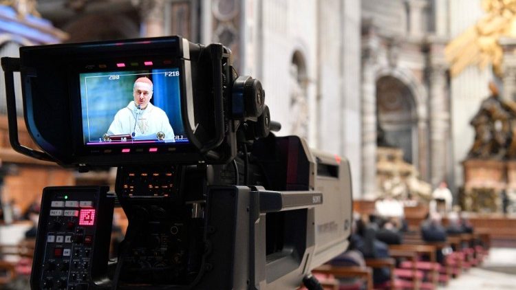 A celebração na Basílica de São Pedro de quinta (10)